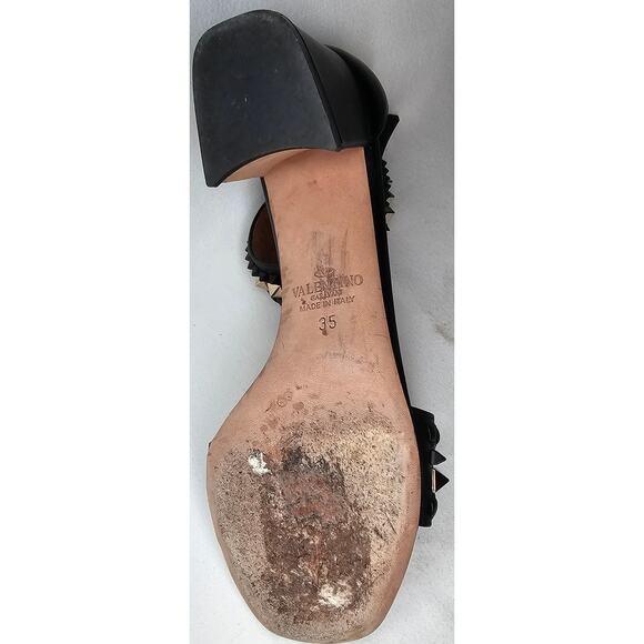 Valentino Garavani Rockstud black leather sandals - Picture 12 of 12